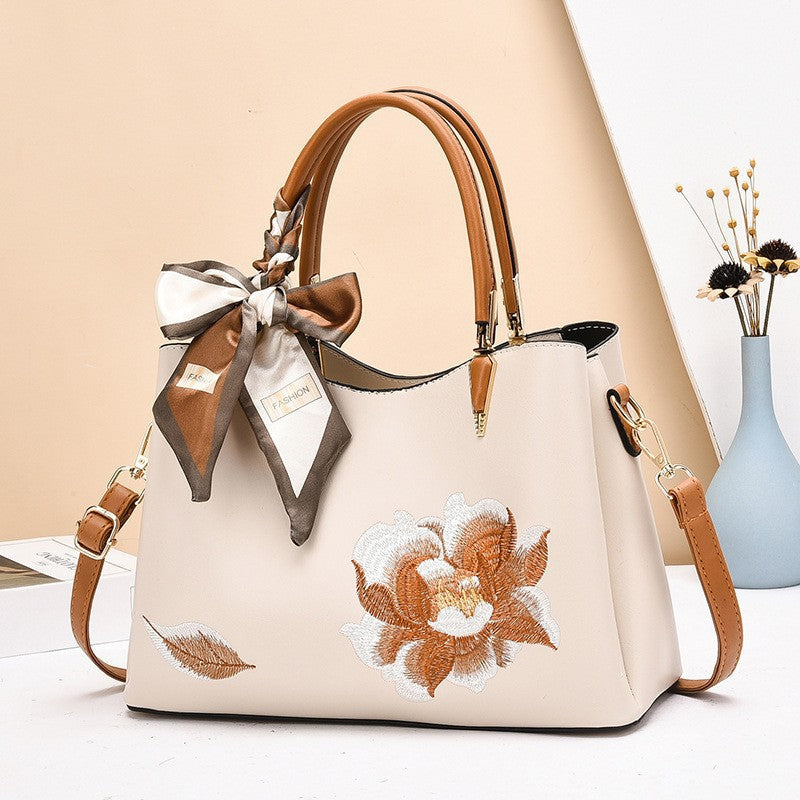Women's Fashion Large Capacity Embroidered Mother Handbags