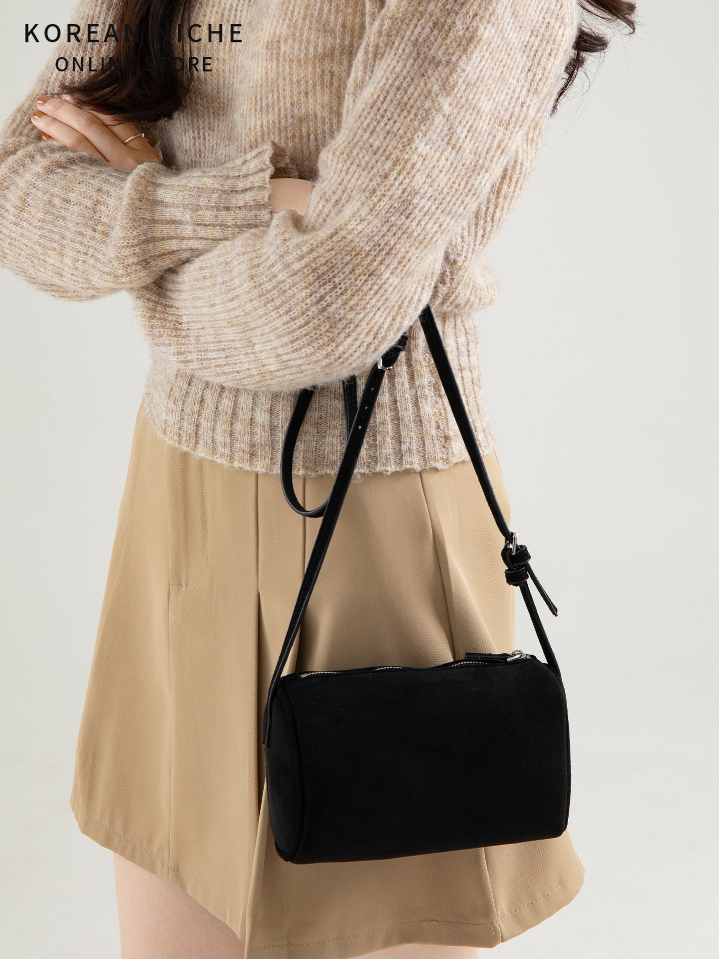 Women's High-grade Suede Pillow Korean Niche Design Women's Messenger Bag