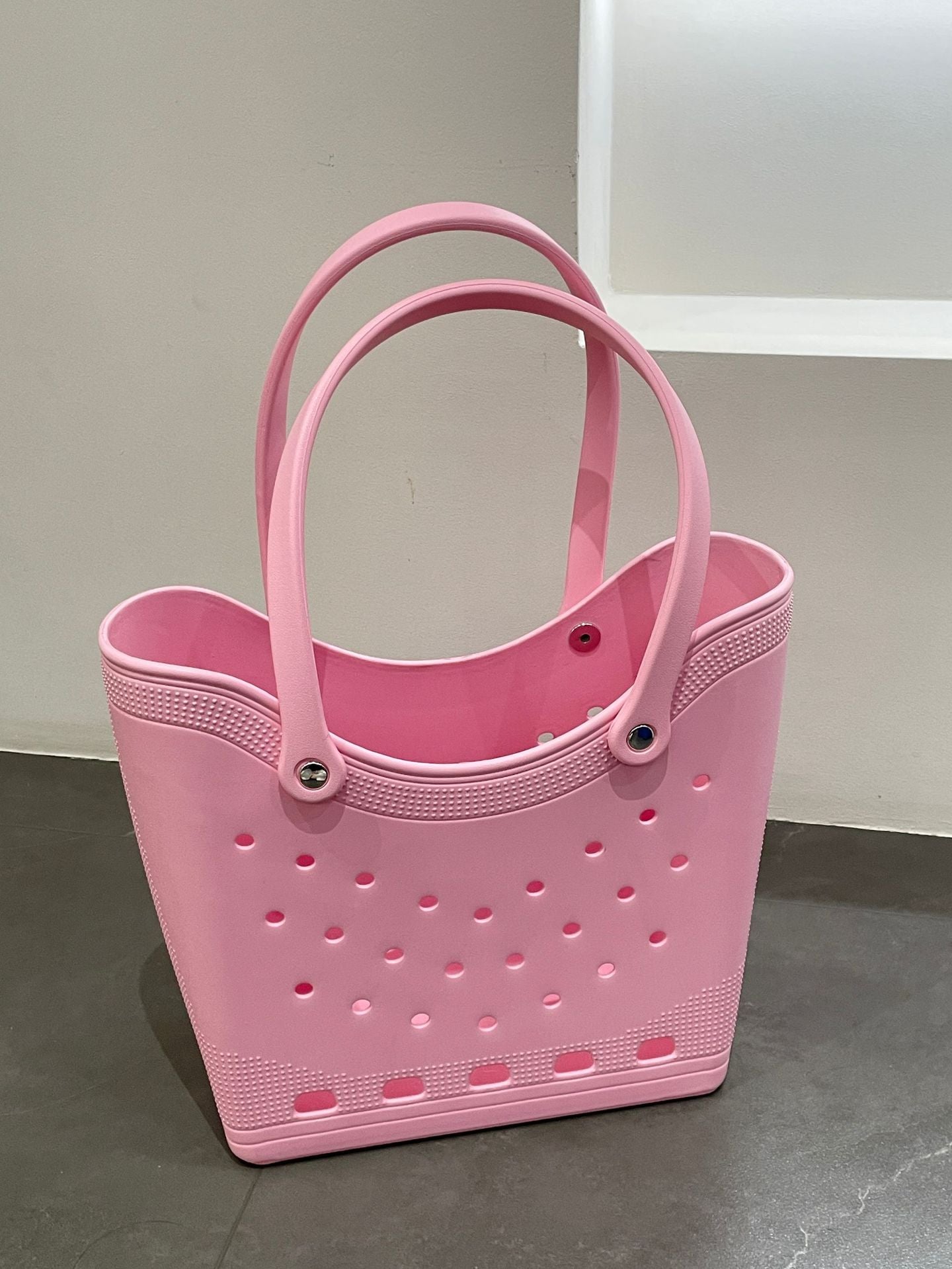 Hole Fashion Seaside Out Large Capacity Women's Handbag