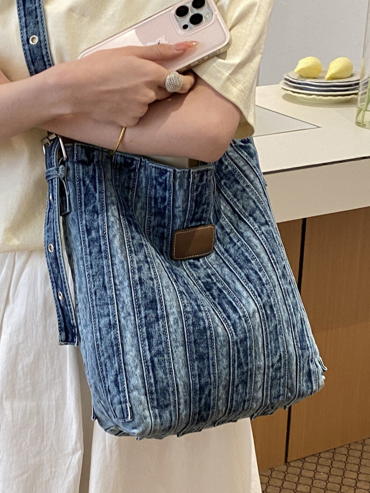 Women's Loose Feeling Large Capacity Denim Commuter College Go Tote Bag