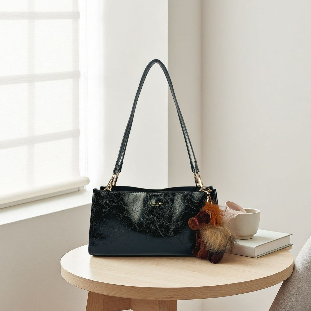 Women's Hand Warmer Cocoa Black For Texture Shoulder Bags