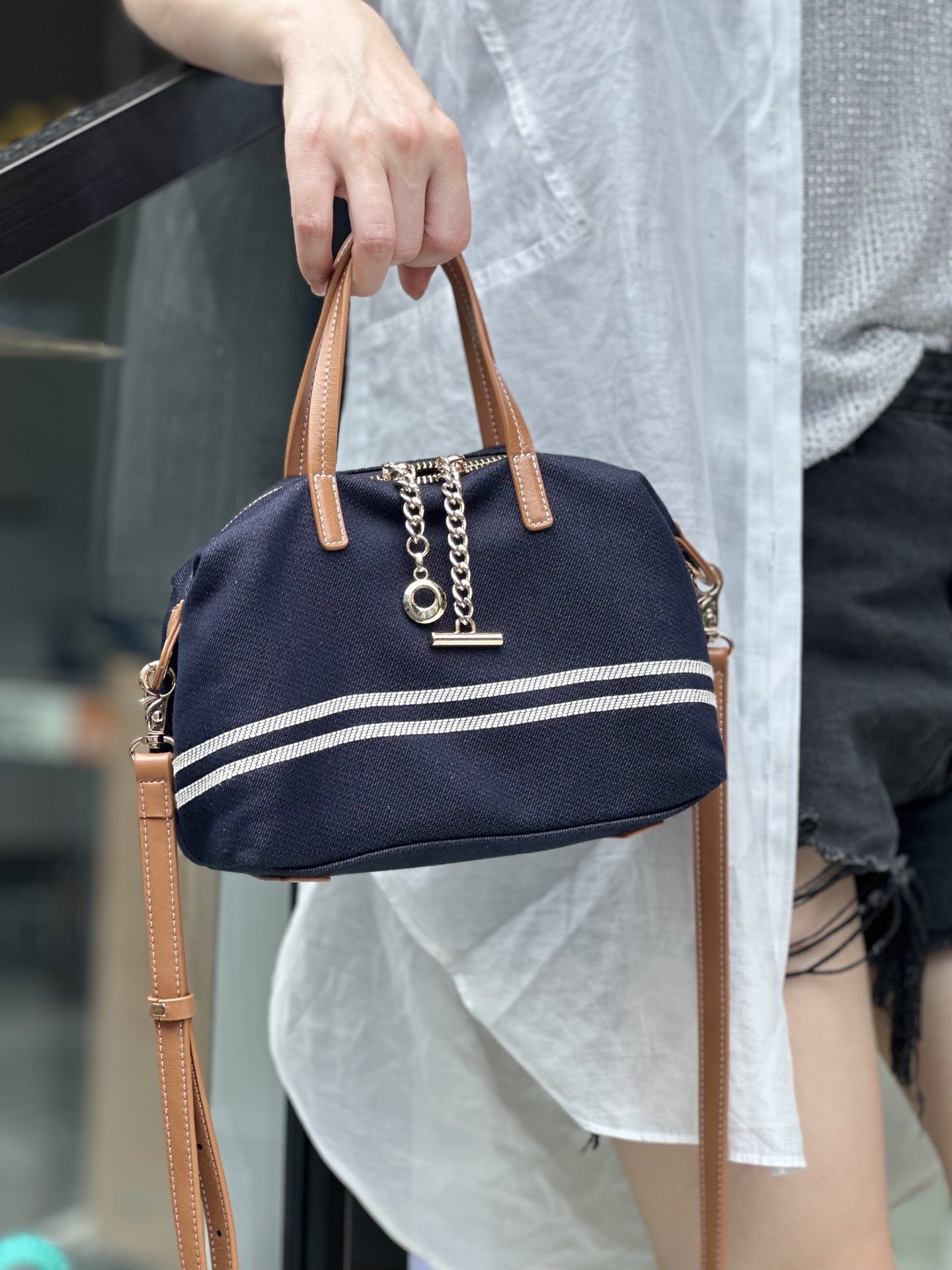 Women's First Layer Cattlehide Leather Fashion Trendy Women's Messenger Bag