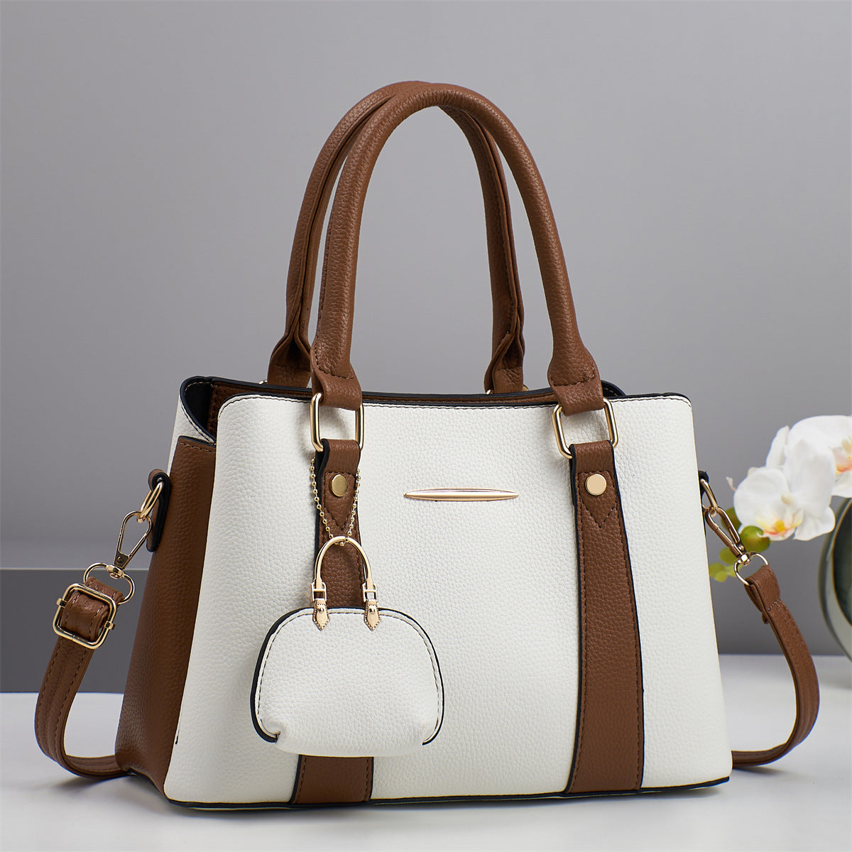 Women's Contrast Color Fashion Large Capacity Entry Women's Shoulder Bag