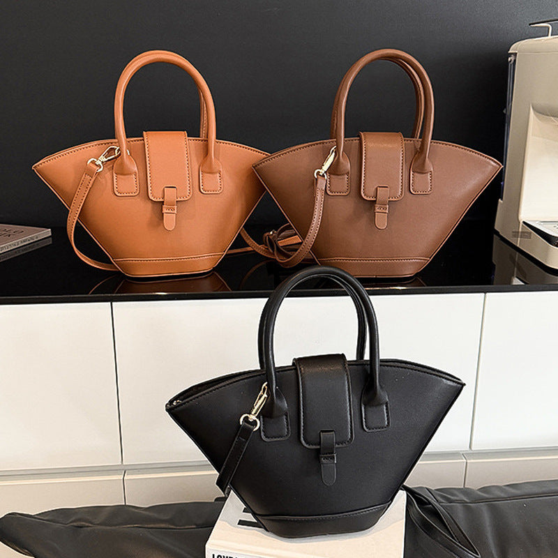 Women's Korean Retro Fan-shaped Personalized Fashionable Temperament Women's Handbag