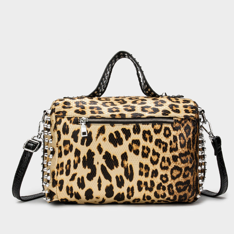Women's Leopard Print Rivet Portable Large Capacity Women's Handbag