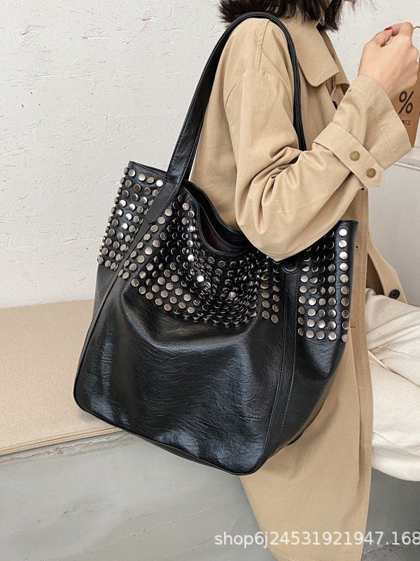 Women's Thick Rivet Large Capacity Shopping Portable Underarm Motorcycle Women's Shoulder Bag