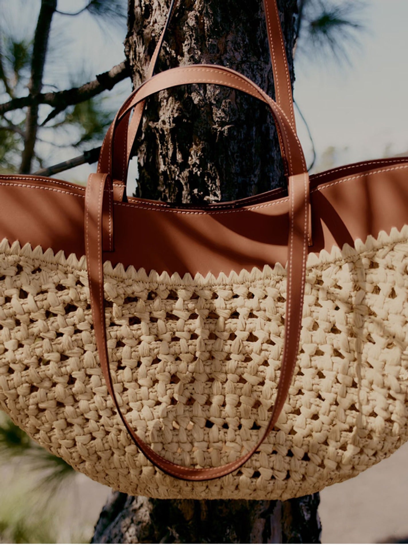 Women's Retro Artistic Fashion Large Capacity Straw Woven Handbags
