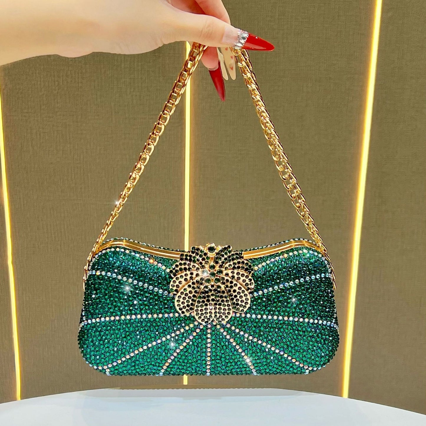 Women's Diamond Luxury Fashion Banquet Clutch Dress Bags