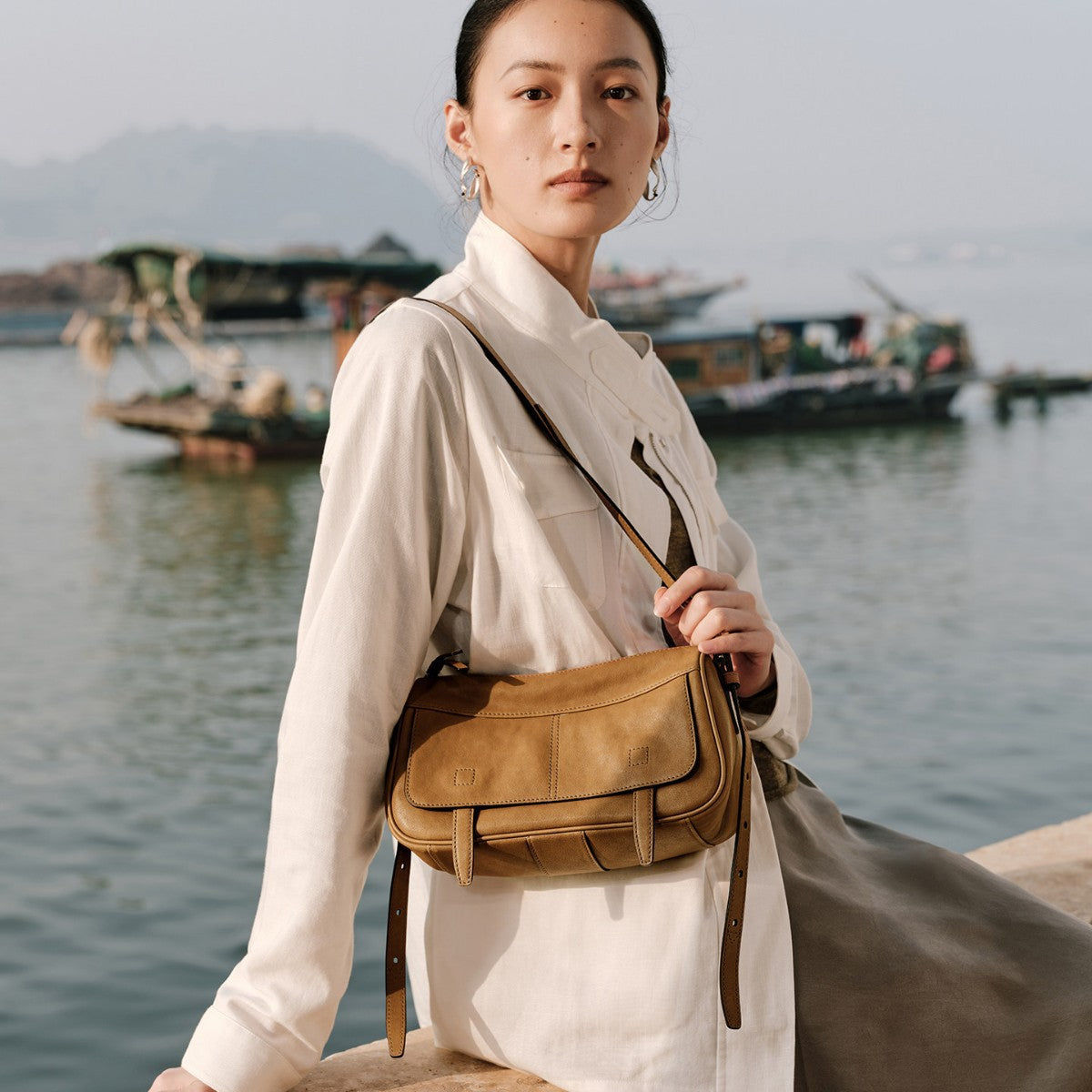 Unique Trendy Women's Leisure Commute Genuine Women's Leather Bag