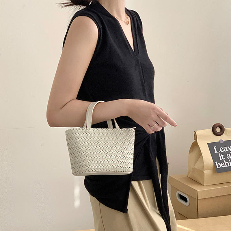 Women's Vacation Style Portable Handmade First Layer Women's Handbag