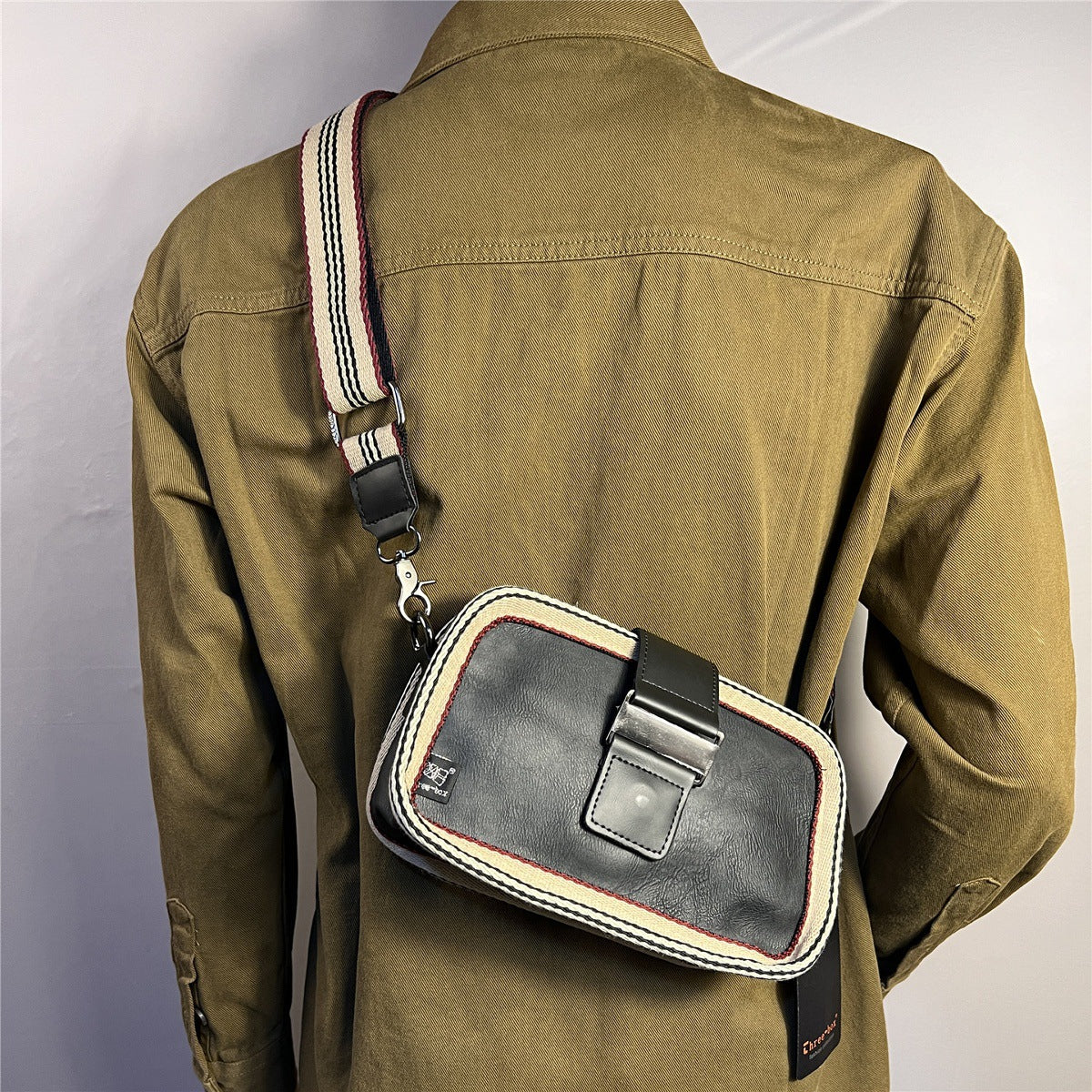 Men's Light Luxury Fashion Leisure Commute Motorcycle Men's Shoulder Bag