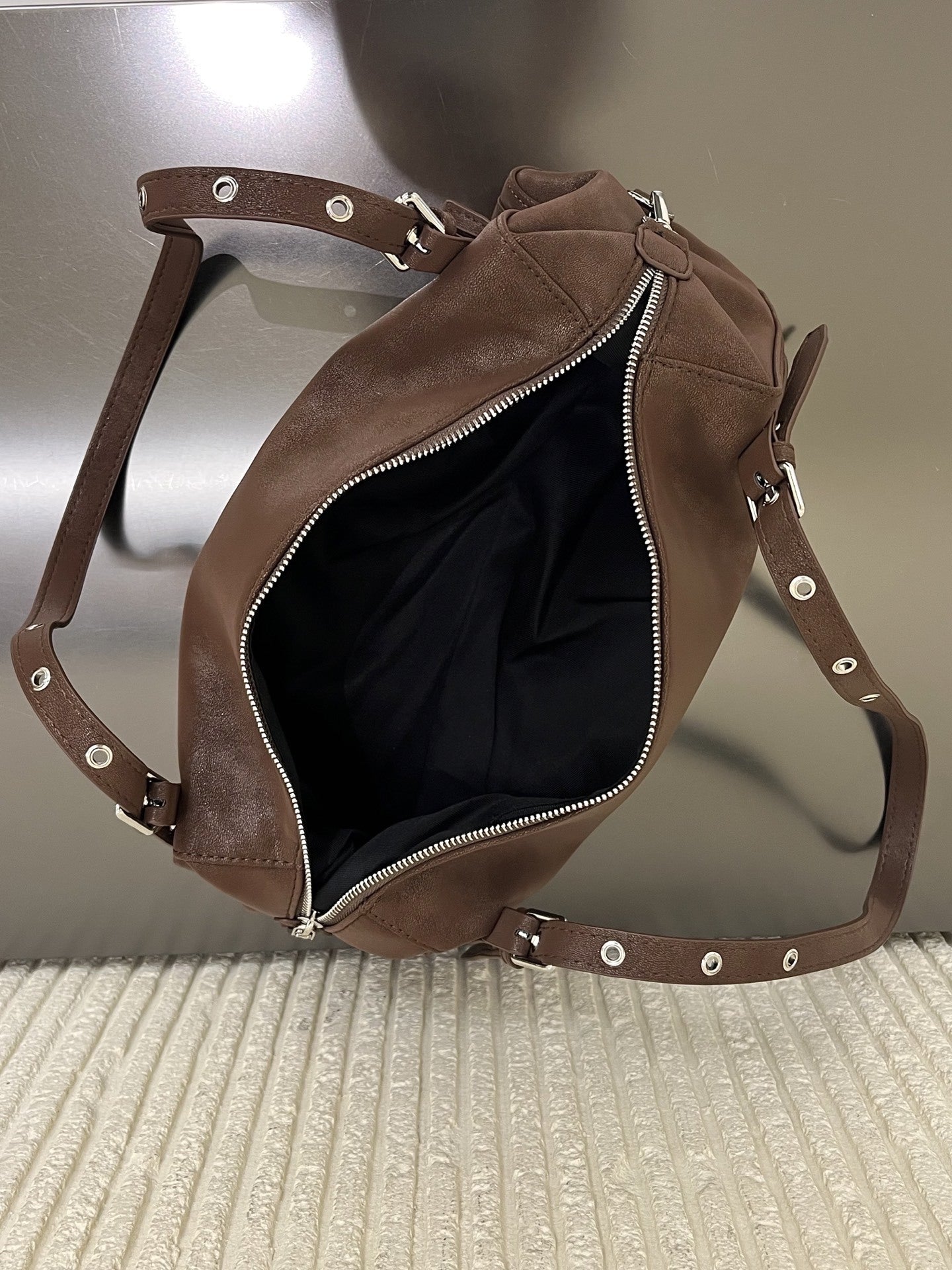 Women's Soft Leather Commuter Large Capacity Pillow Bags