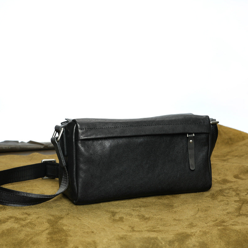 Men's Genuine Leather Commuter Simplicity Vegetable Tanning Pillow Bags