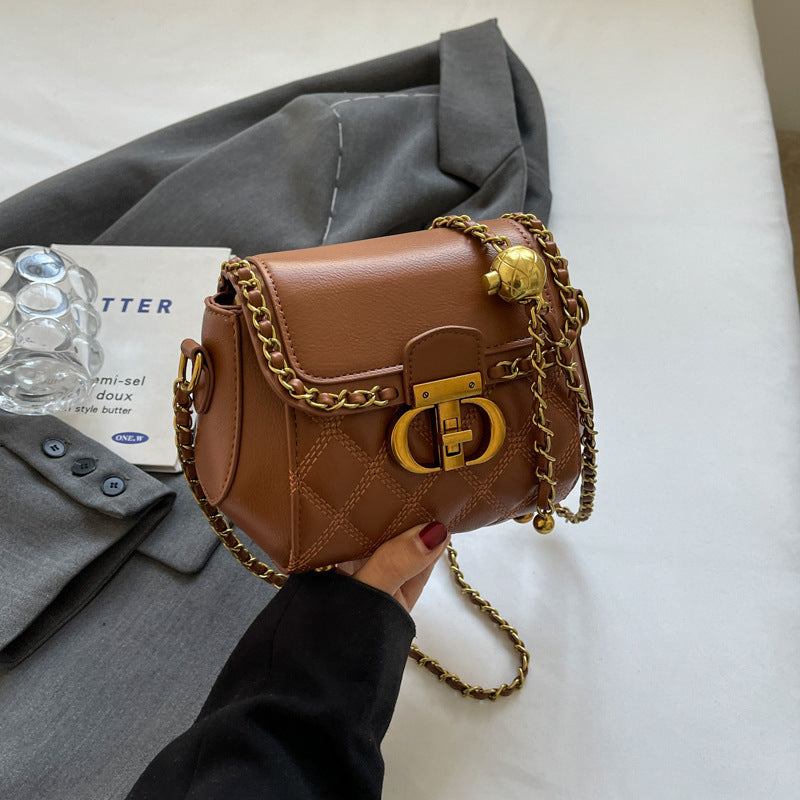 Versatile Women's Design Retro Rhombus Chain Bags