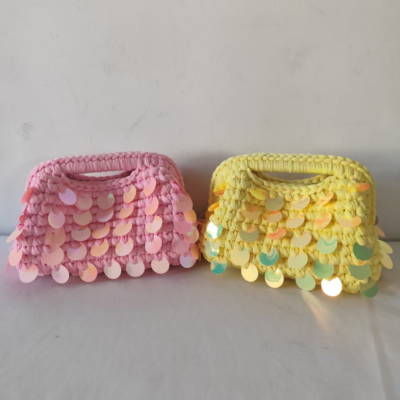 Autumn Pure Hand-woven Sequined Cloth Strip Women's Clutch