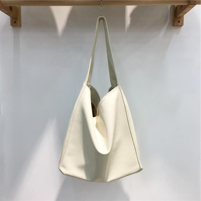 Dirty Cabinet Niche Idle Style Wide Strap Soft Oil Wax Tote Bags