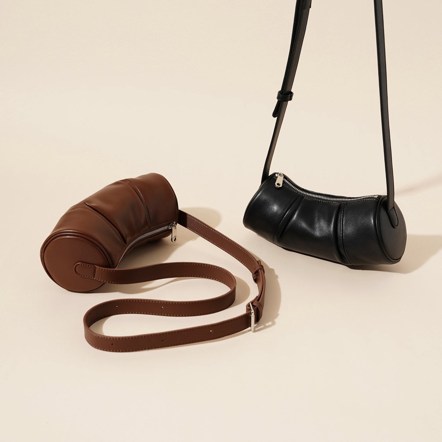 Women's Leather Bamboo Minority Simple Design Cowhide Cylinder Women's Messenger Bag