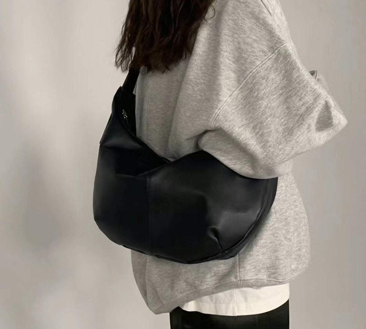 Design Dumpling Genuine Leather Underarm Suede Women's Messenger Bag