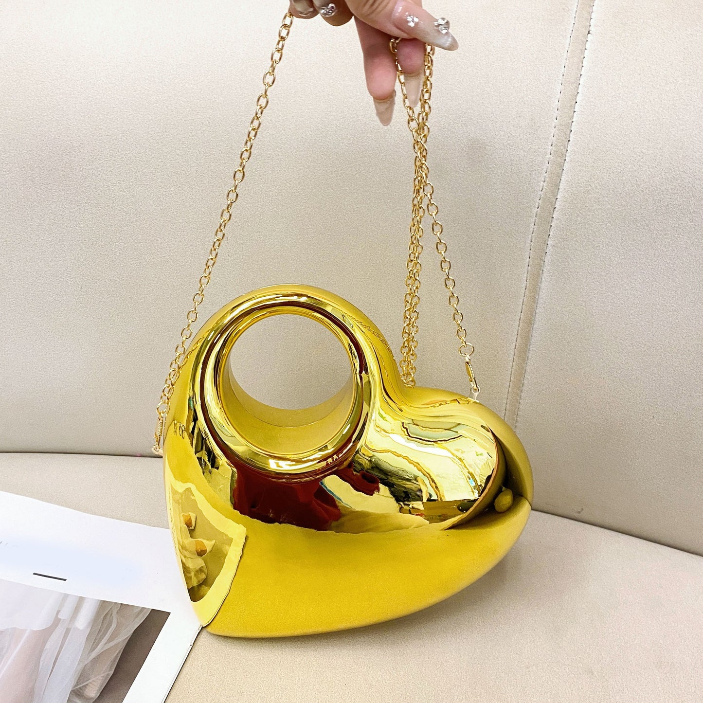 Metal Heart Shape Acrylic Trendy Unique High-grade Bags