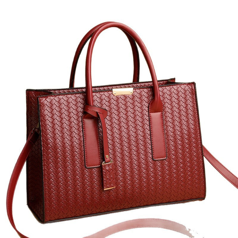 Women's Pattern Fashion Popular Embossed Light Luxury Western Women's Shoulder Bag