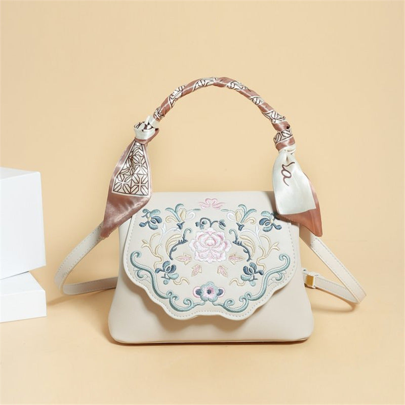 Pretty Women's High Sense Antique Embroidery Women's Handbag