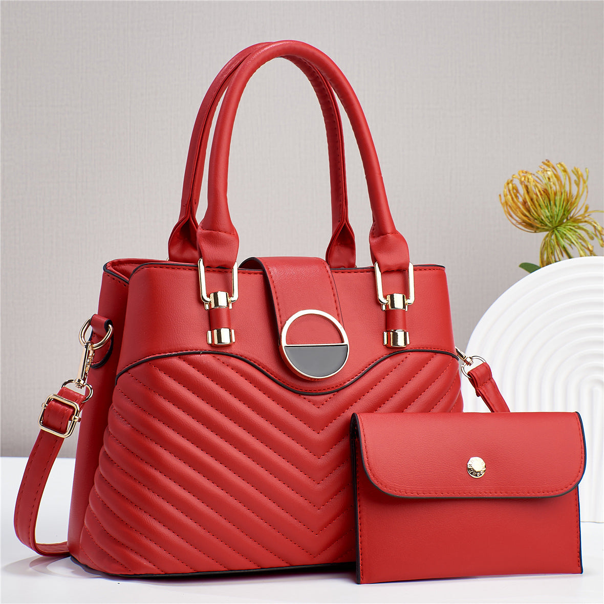 Women's Embroidered Portable Large Capacity Elegant Mother Fashion Women's Shoulder Bag