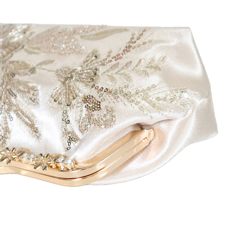 Women's Embroidered Clutch Retro Cheongsam Formal Dress Handbags