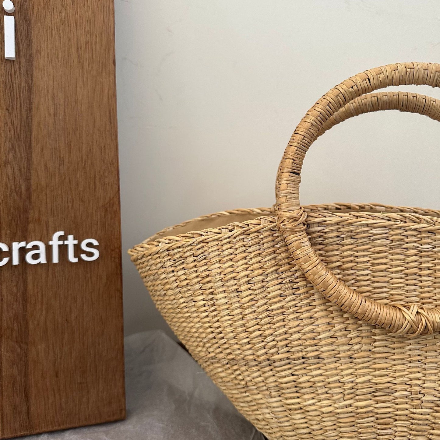 Women's Straw Woven Trendy Portable Fashion Leisure Seaside Women's Handbag