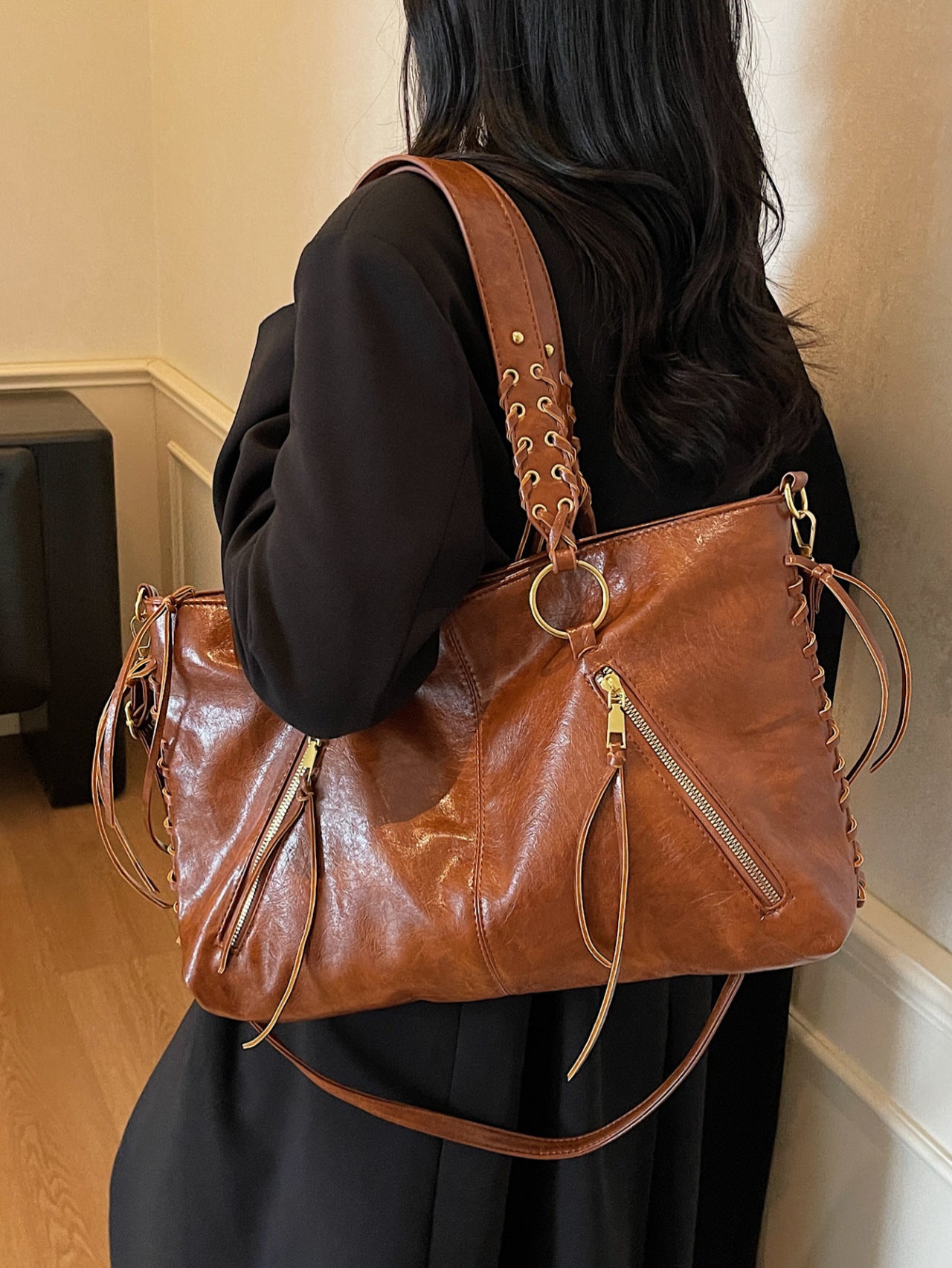Women's Large Capacity Totes Retro Simple High-grade Affordable Luxury Fashion Women's Shoulder Bag
