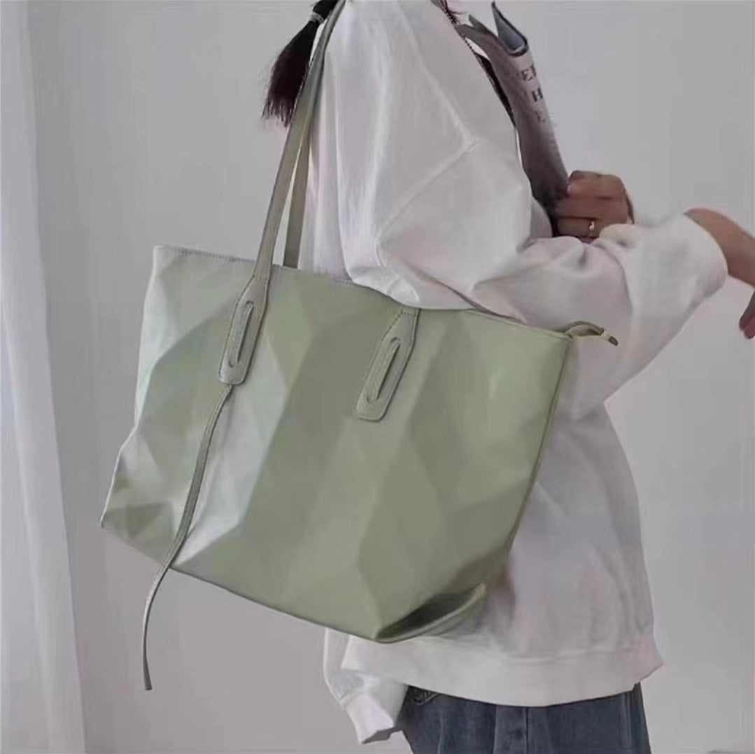Women's High-grade Rhombic Large Capacity Computer Versatile Fashion White Tote Bag
