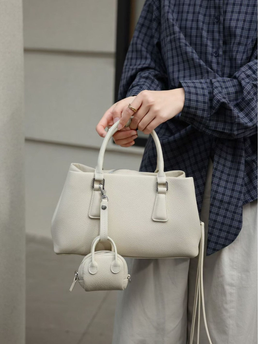 Women's Spring First Layer Cowhide Trendy Portable Women's Handbag