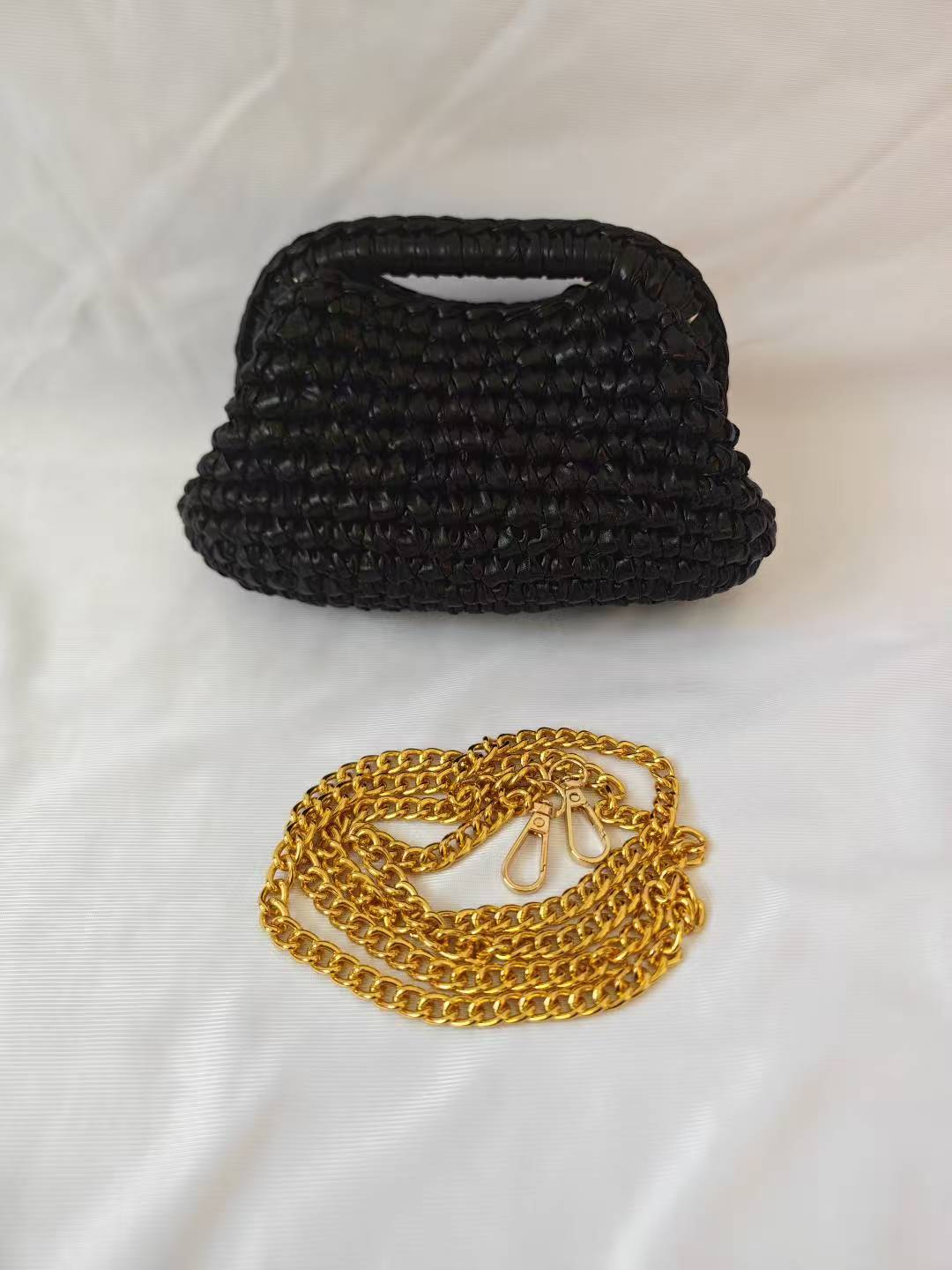 Women's Hand-woven Chain Mini Style Metallic Cloth Women's Handbag
