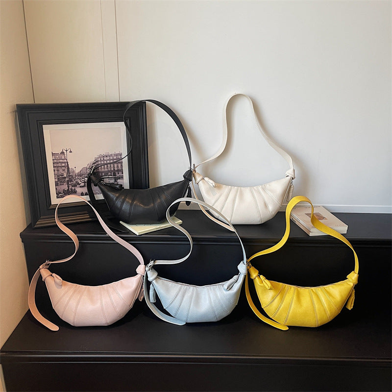 Retro Large Capacity Croissant Trendy Personality Stitching Dumpling Women's Shoulder Bag