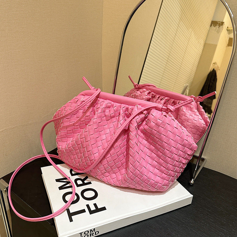 Women's Stylish Textured Woven Spring Personalized Clip Shoulder Bags
