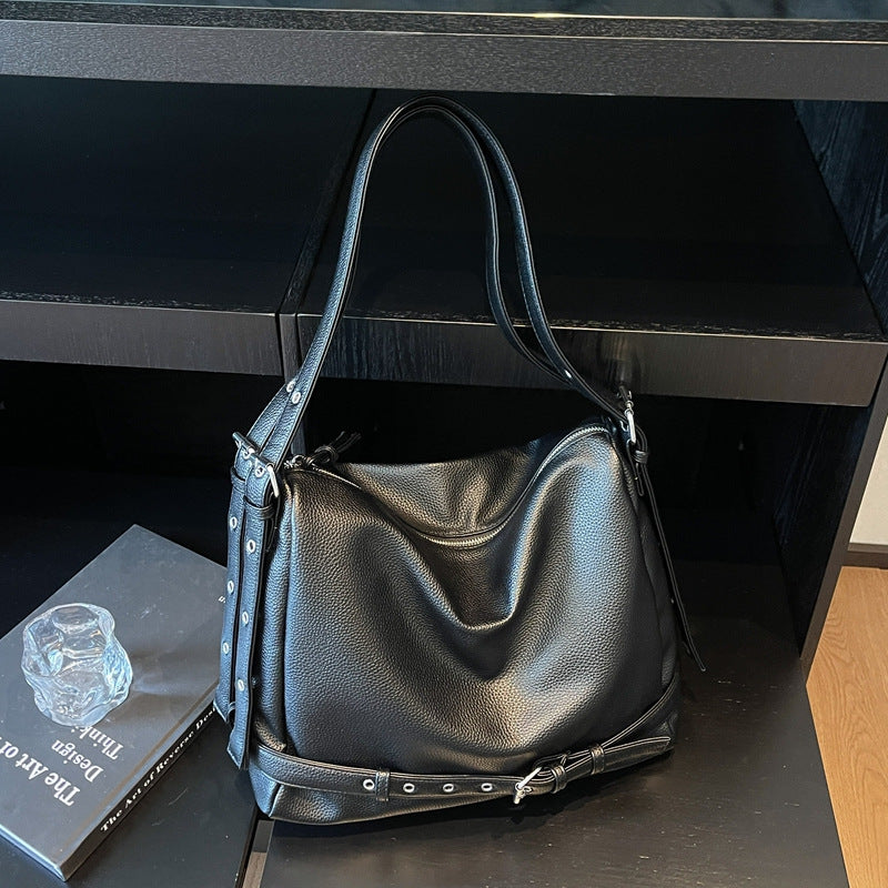 Women's Simple Large Capacity Fashion Commuter Bags