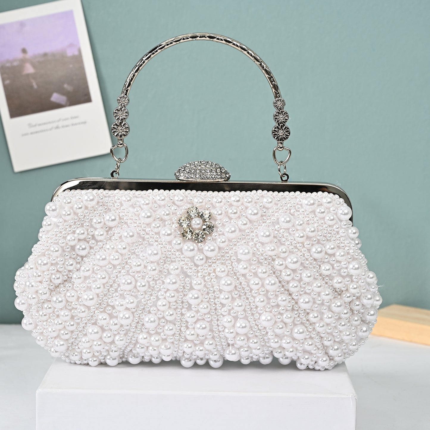 Women's Retro Elegant Pearl Clutch Banquet Commuting Fashion Dinner Bag
