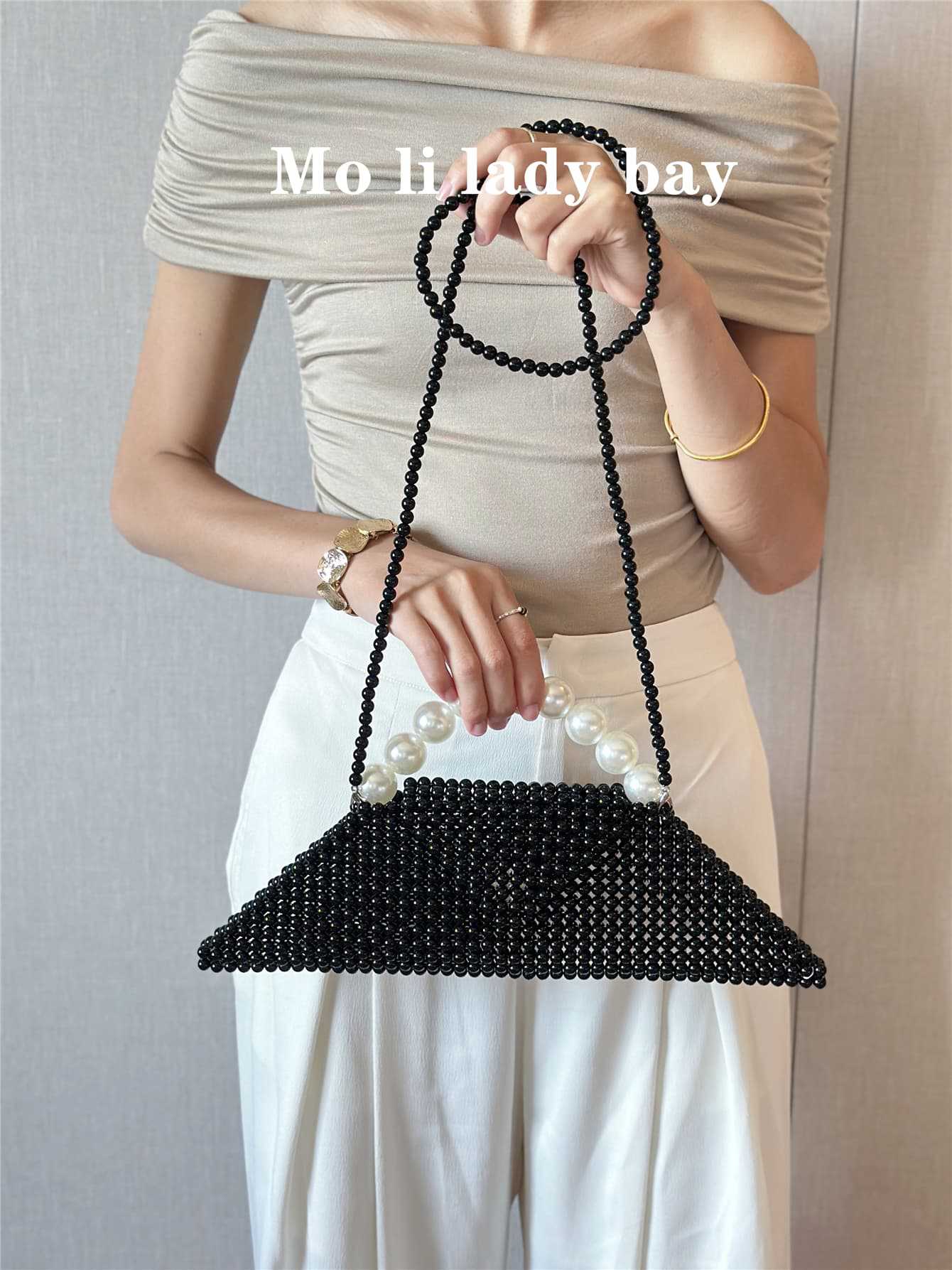 Triangle Fashion Artistic Pearl Handmade Beaded Novel Women's Handbag