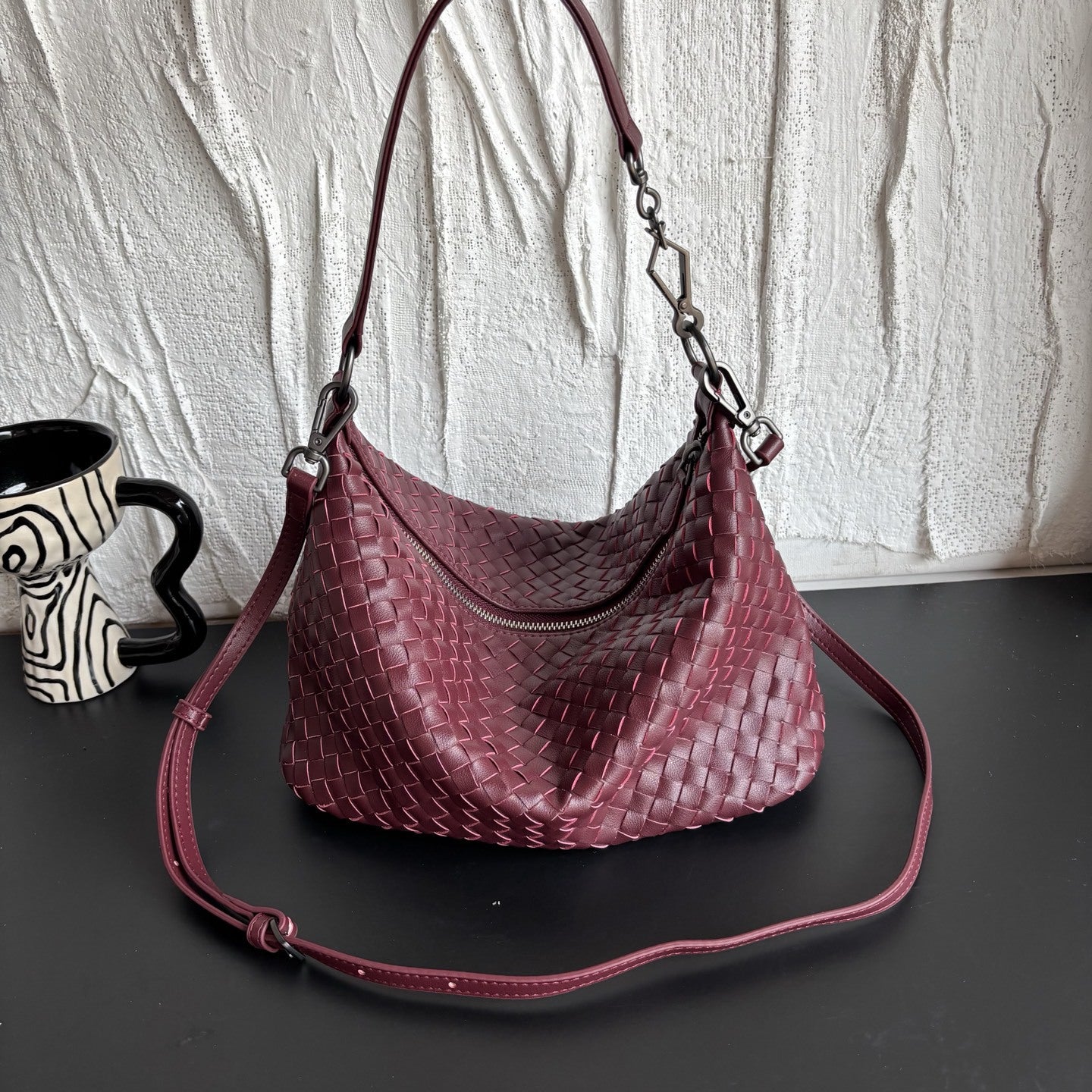 Women's Leather Weave Lunch Box Portable Underarm Dog Walking Large Bags