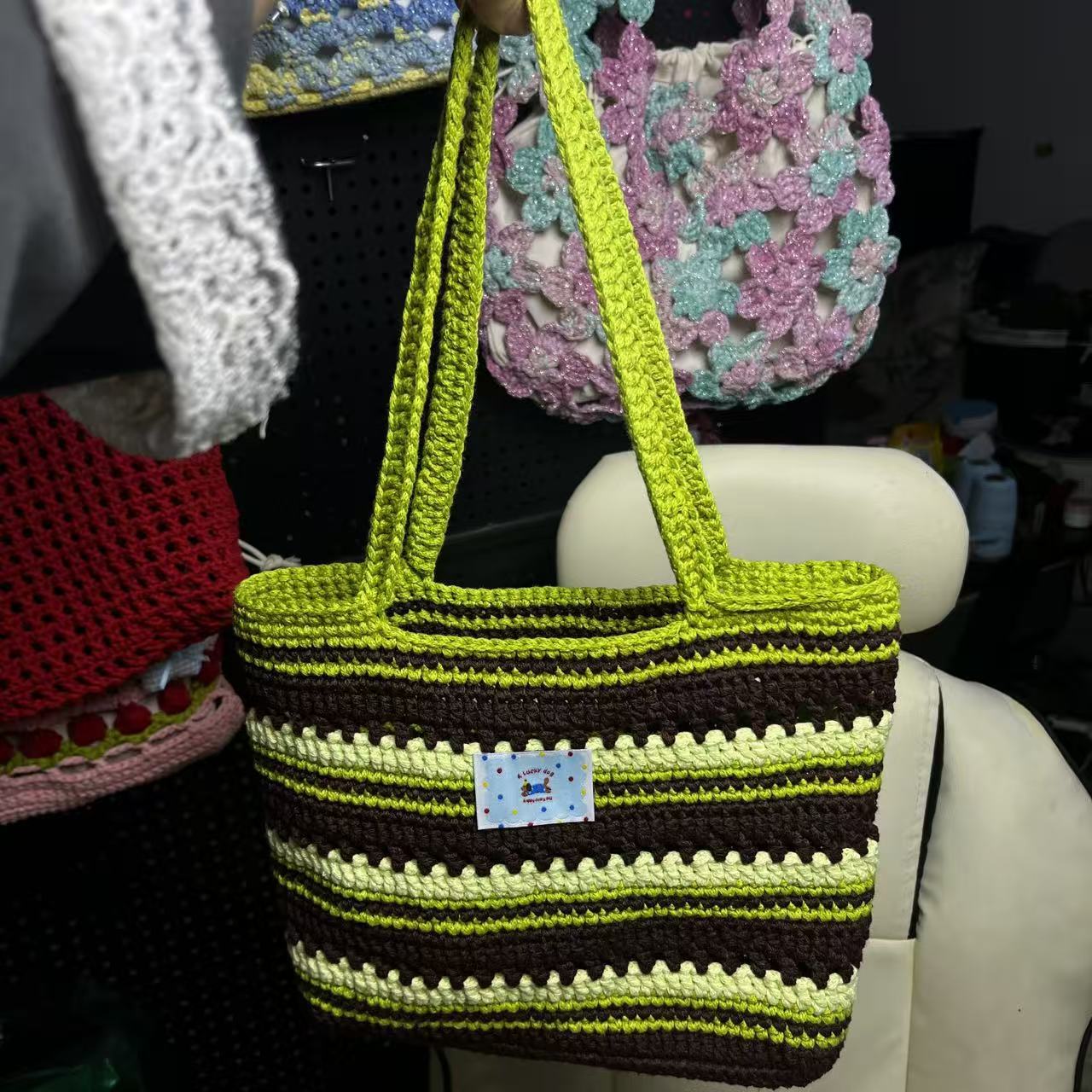 Spring Flower Stitching Hollow Wool Hand-woven Finished For Women's Shoulder Bag