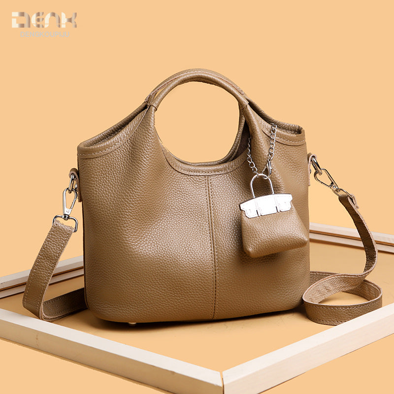 Women's First Layer Cowhide Fashion Commuter Large Capacity Handbags