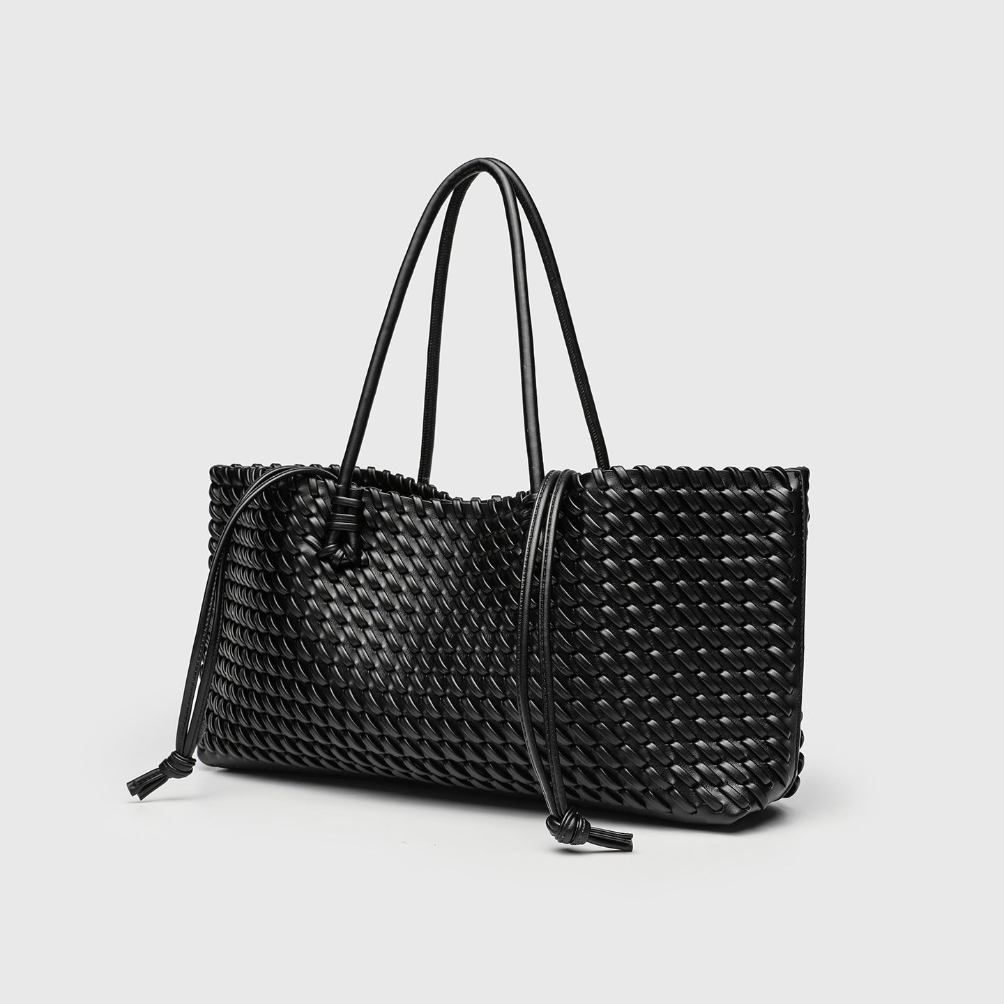 High Sense Woven Niche Commuter Fashion Large Capacity Handbags