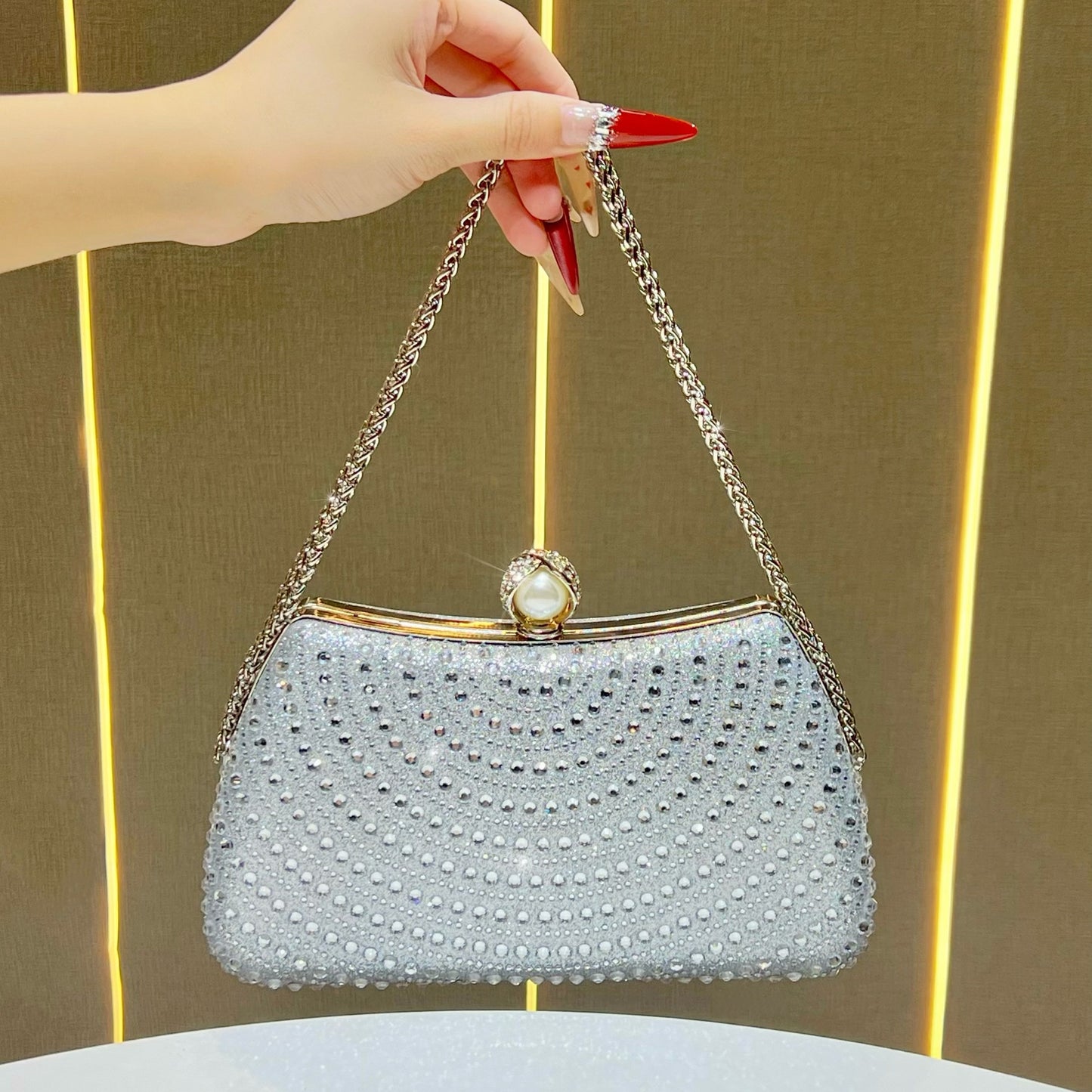 Women's Fashion Diamond Chain High-grade Light Luxury Dinner Bag