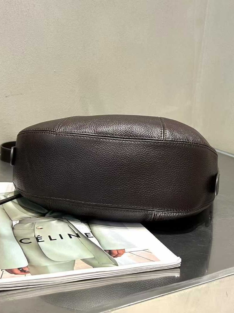 Layer Cowhide Croissant Dumpling Design Genuine Leather Versatile Bags