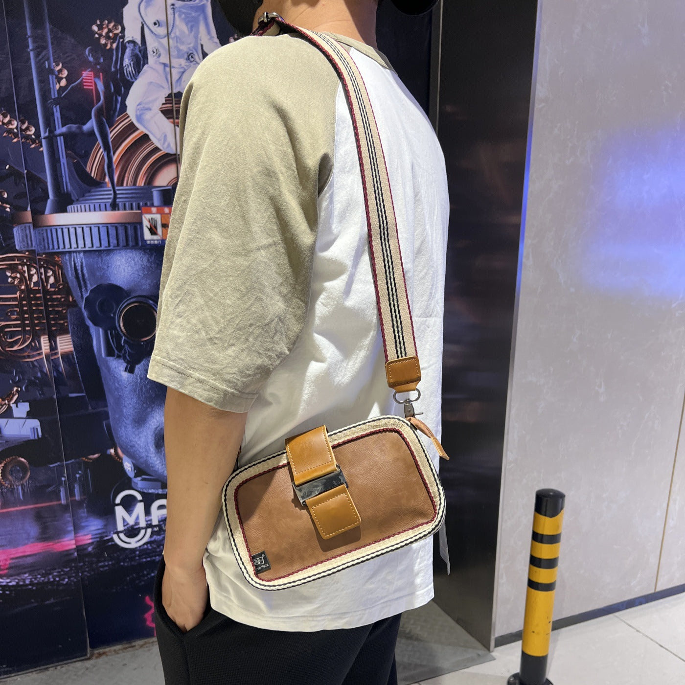 Women's & Men's Fashion Households Vintage Stripe Boston Mobile Men's Shoulder Bag