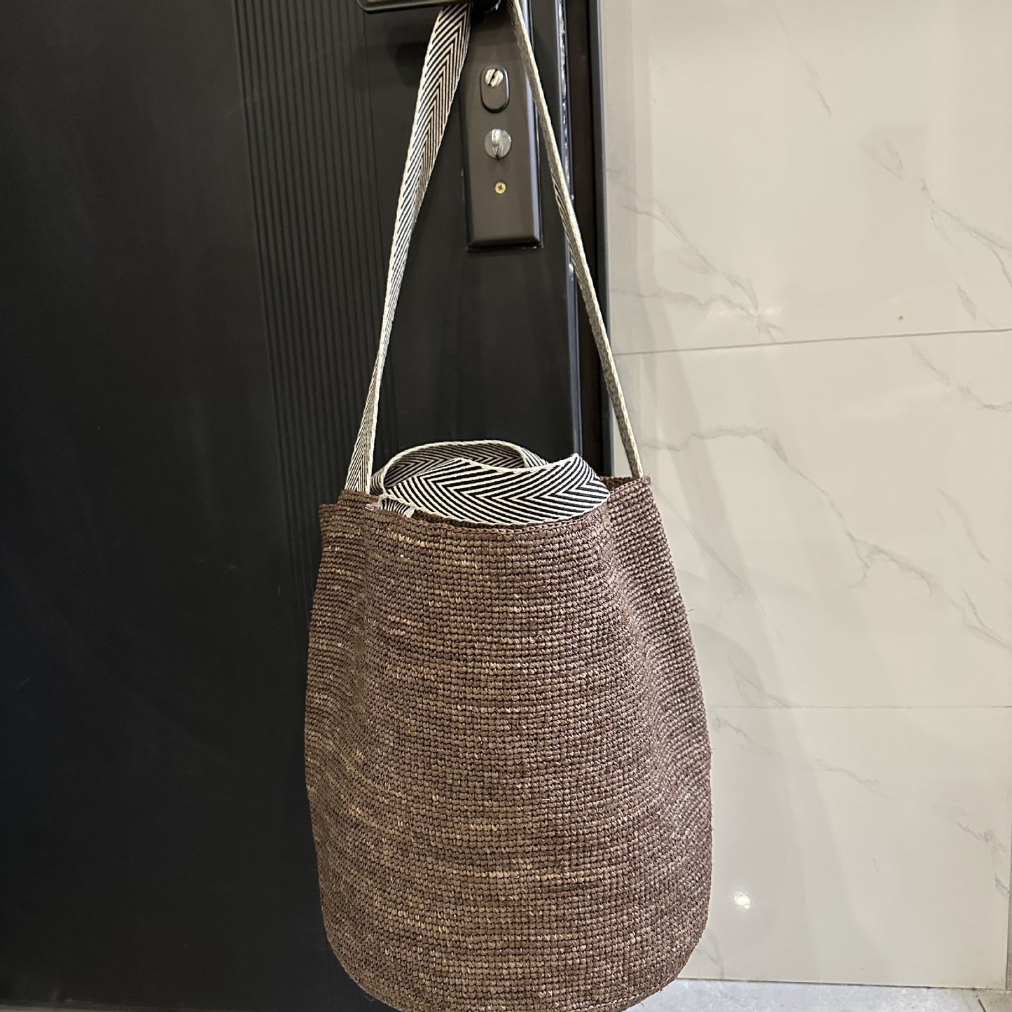 Women's Capacity Straw Hand Crocheting Raffia Vacation Women's Messenger Bag