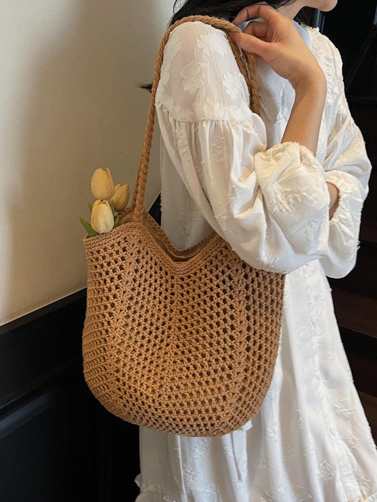 Women's Large Capacity Cotton Thread Woven Hollow Straw Idle Style Women's Shoulder Bag