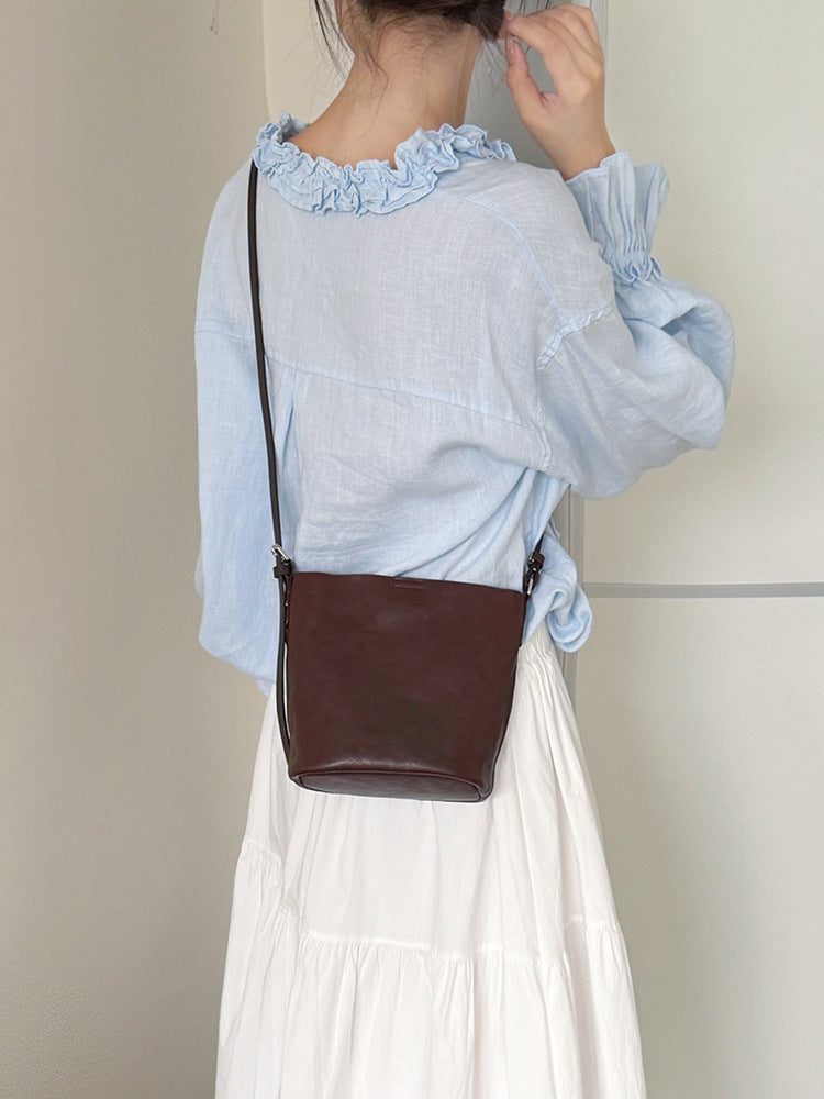 Women's Genuine Leather Minimalist Retro Style First Layer Vegetable Women's Shoulder Bag