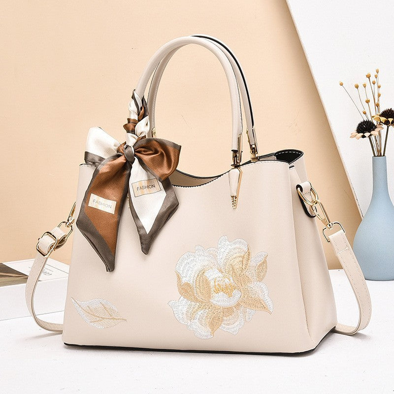 Women's Fashion Large Capacity Embroidered Mother Handbags
