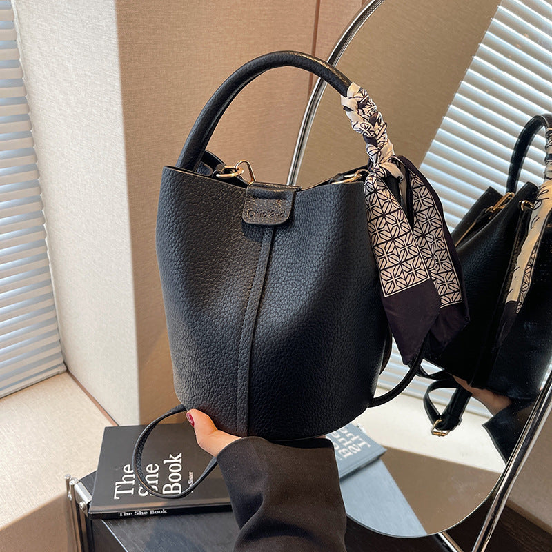 Women's Popular Elegant Portable Spring High-grade Fashionable Women's Handbag
