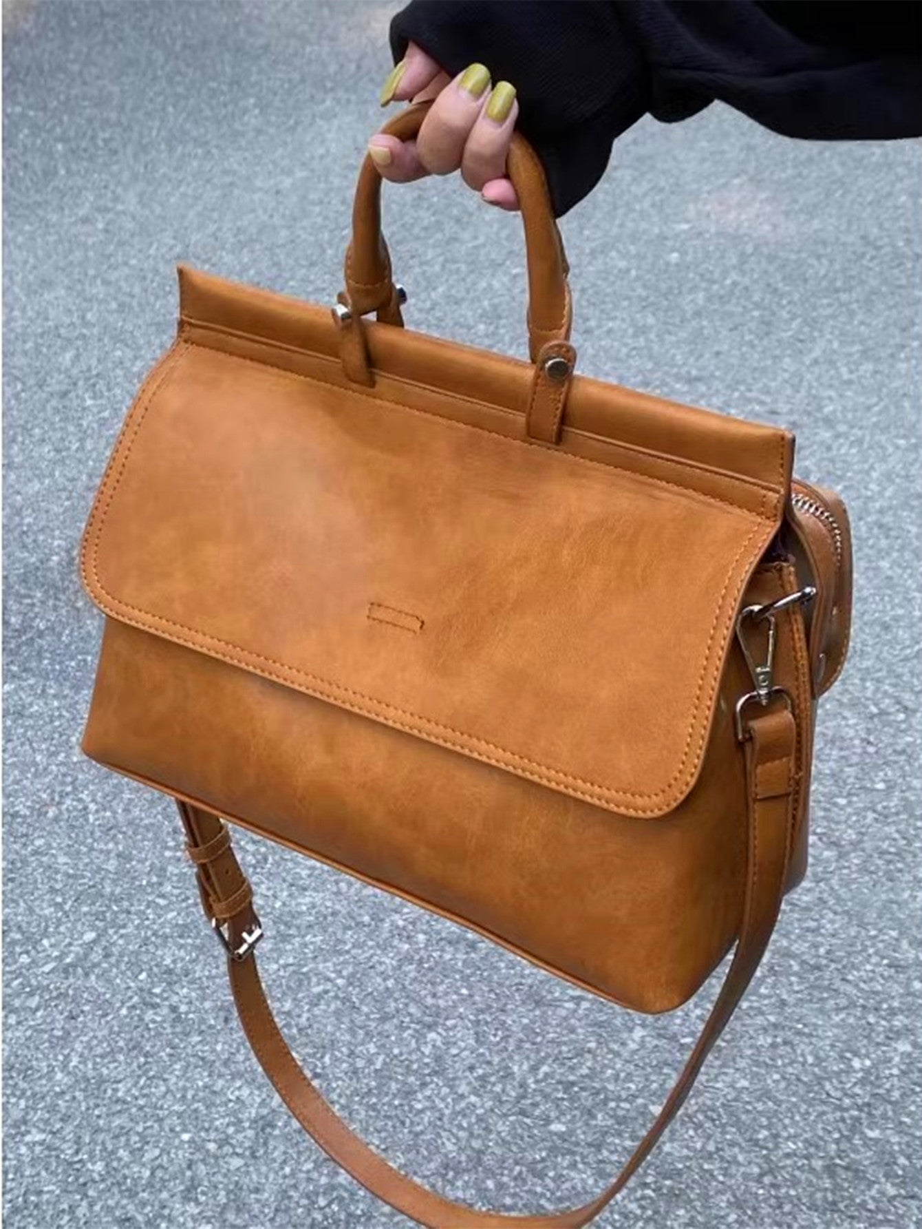 Women's Trendy Vintage Commuter Large Capacity Textured Women's Shoulder Bag